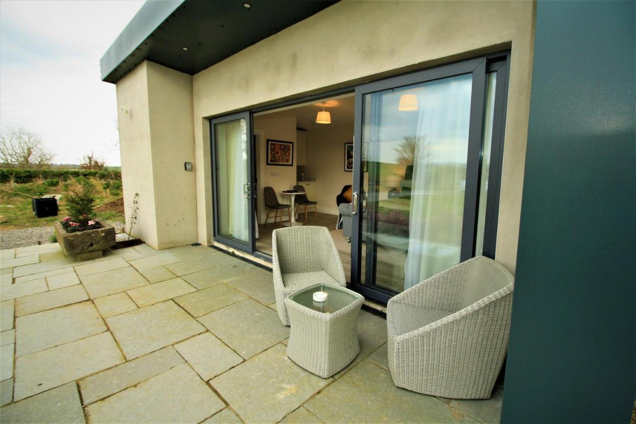 The Shepherd'S Lodge Tullyallen Exterior photo